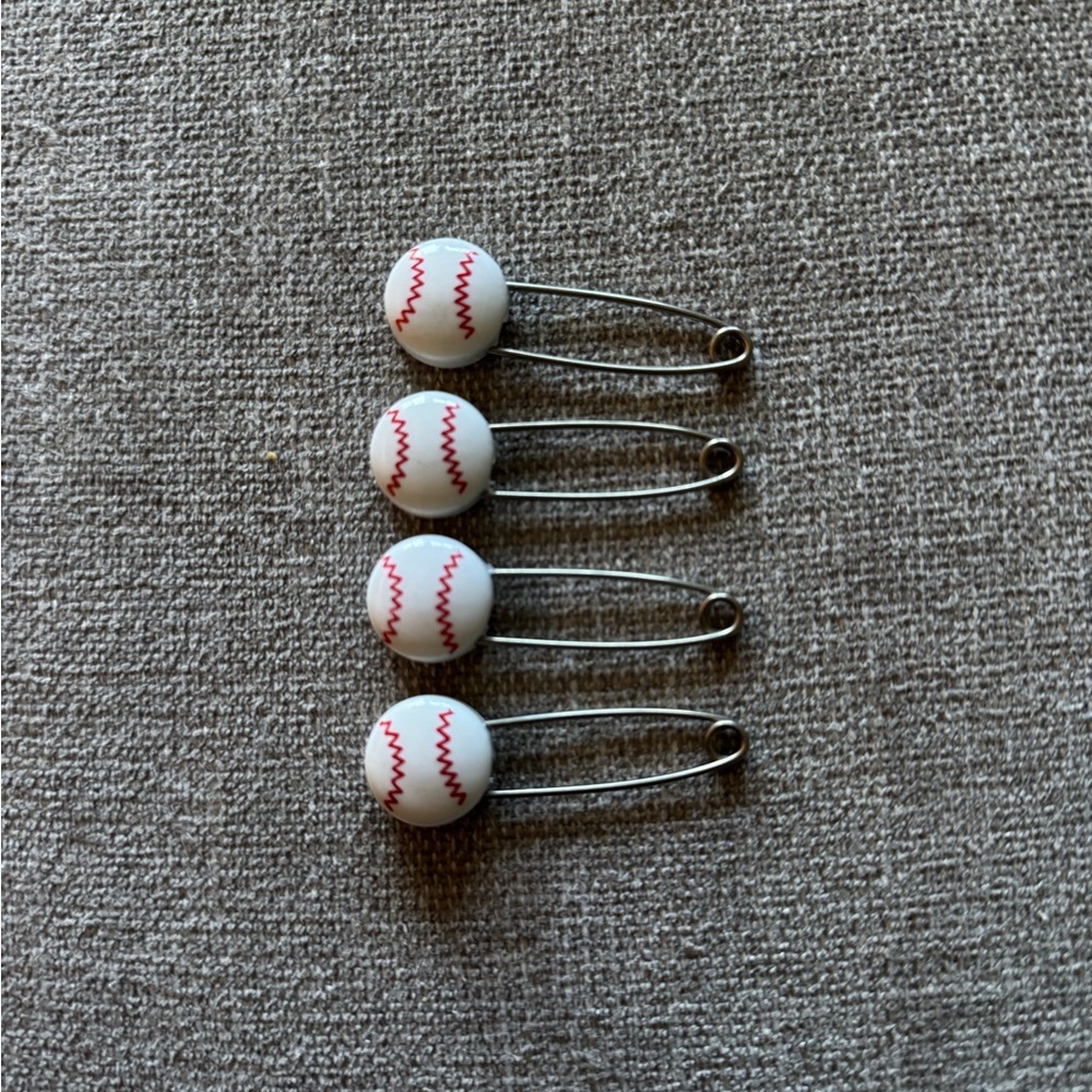 Vintage baby diaper pins Baseball-Themed Kids Safety‎ bib babies